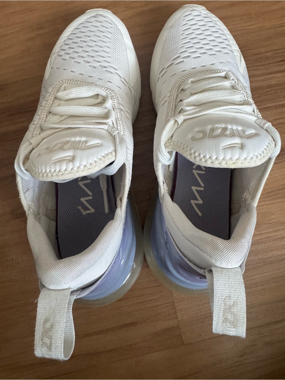 Women's Air Max 270 Casual Sneakers - Picture 5 of 7
